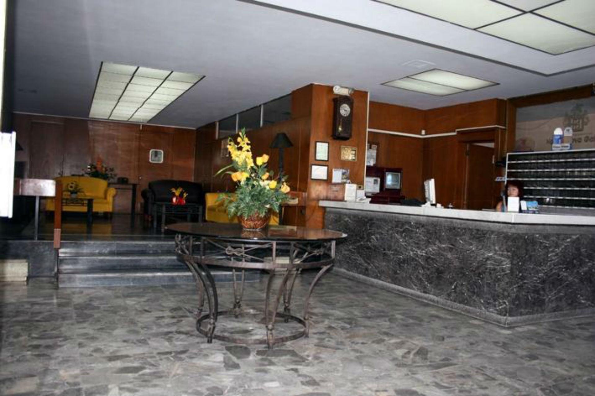 Oyo Nueva Galicia Hotel Guadalajara Exterior foto